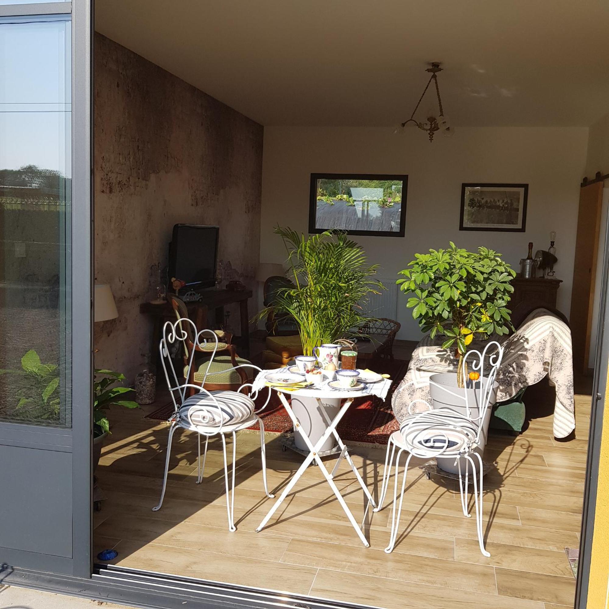 Le Jardin Bed & Breakfast Coudeville ภายนอก รูปภาพ
